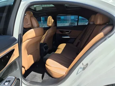 Mercedes-Benz E-Class 2025, 7850 км, за 38641.72 USD - фото 17
