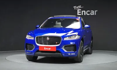 Jaguar F-Pace 2017, 137646 км, за 11237.45 USD