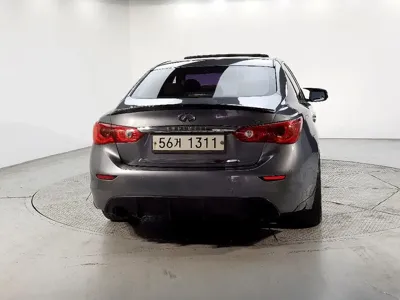 Infiniti Q50 2017, 167132 км, за 5135.54 USD