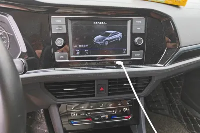 Volkswagen Sagitar 2019, 103100 км, за 9975 USD - фото 12