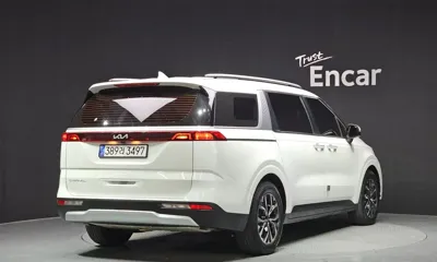 Kia Canival 2022, 97890 км, за 14113.17 USD