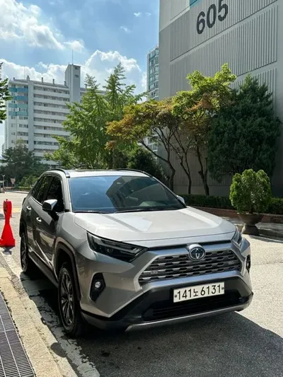 Toyota RAV4 2023, 24690 км, за 26110.54 USD