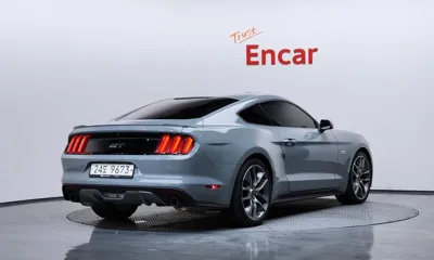 Ford Mustang 2015, 77379 км, за 13742.98 USD