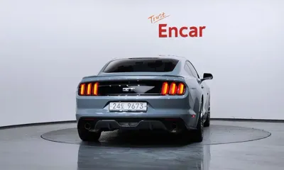 Ford Mustang 2015, 77379 км, за 13742.98 USD