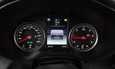 Mercedes-Benz GLC-Class 2017, 54263 км, за 15570.04 USD - фото 8