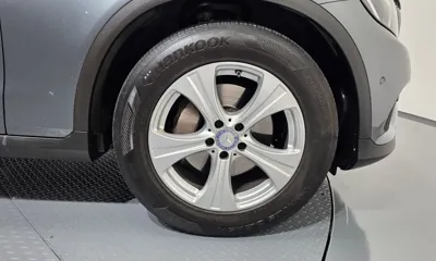 Mercedes-Benz GLC-Class 2017, 54263 км, за 15570.04 USD - фото 21