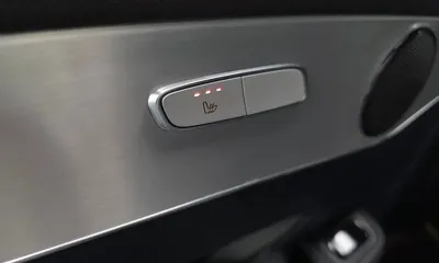 Mercedes-Benz GLC-Class 2017, 54263 км, за 15570.04 USD - фото 32
