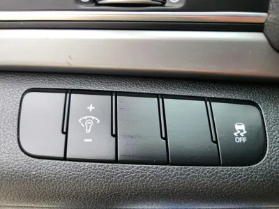 Hyundai Avante 2016, 42409 км, за 4076.88 USD - фото 18