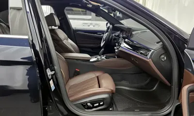 BMW 5-Series 2019, 45207 км, за 21596.43 USD - фото 11