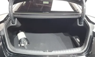 Kia K8 2025, 8242 км, за 23230.93 USD - фото 17