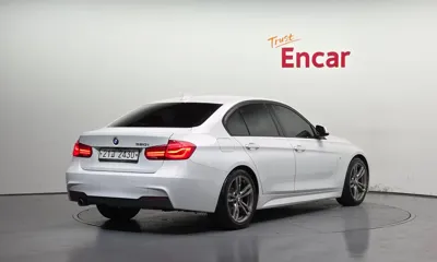 BMW 3-Series 2018, 122647 км, за 10986.15 USD