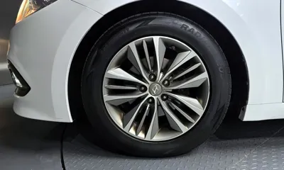 Hyundai Grandeur 2015, 157356 км, за 4466.63 USD