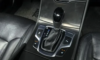 Hyundai Grandeur 2015, 157356 км, за 4466.63 USD - фото 9