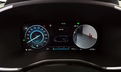 Hyundai Santafe 2022, 43750 км, за 19827.07 USD - фото 8