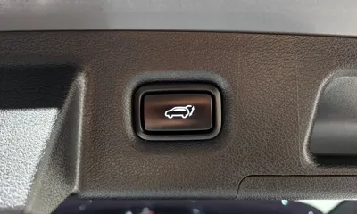 Hyundai Santafe 2022, 43750 км, за 19827.07 USD - фото 20