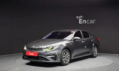Kia K5 · 2019 год