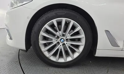 BMW 5-Series 2018, 127255 км, за 12691.28 USD