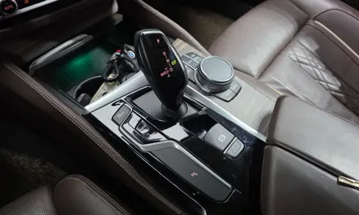 BMW 5-Series 2018, 127255 км, за 12691.28 USD - фото 9