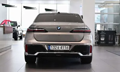 BMW 7-Series 2023, 94731 км, за 46606.28 USD