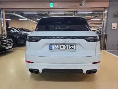 Porsche Cayenne 2021, 62300 км, за 57980.49 USD