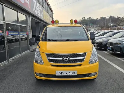 Hyundai Starex 2015, 142000 км, за 4886 USD