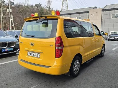 Hyundai Starex 2015, 142000 км, за 4886 USD