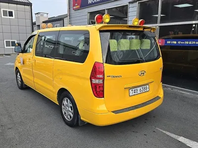 Hyundai Starex 2015, 142000 км, за 4886 USD
