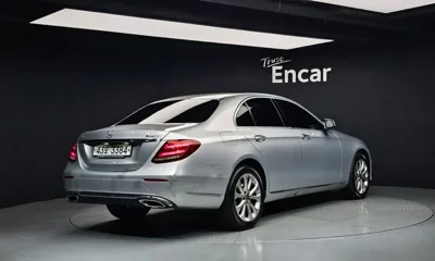 Mercedes-Benz E-Class 2018, 51745 км, за 16887.4 USD