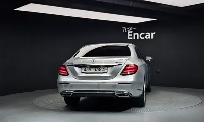 Mercedes-Benz E-Class 2018, 51745 км, за 16887.4 USD