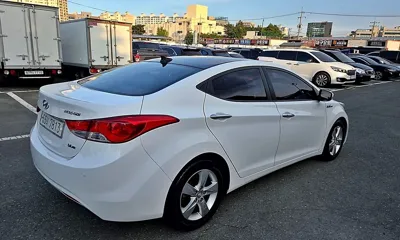 Hyundai Avante 2012, 108533 км, за 2888.28 USD