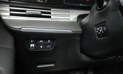 Hyundai Grandeur 2021, 90938 км, за 17459.29 USD - фото 28
