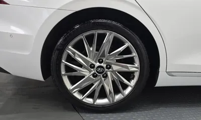 Hyundai Grandeur 2021, 90938 км, за 17459.29 USD - фото 32