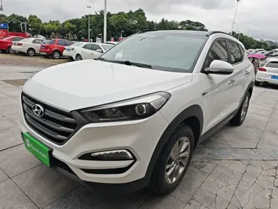 Hyundai Tucson · 2015 год