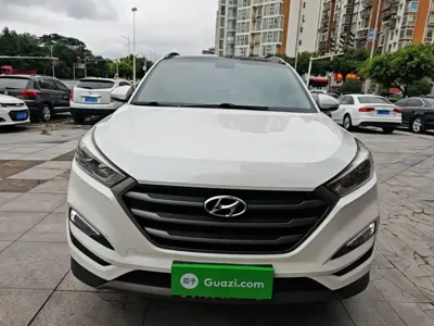 Hyundai Tucson 2015, 77200 км, за 4869.45 USD