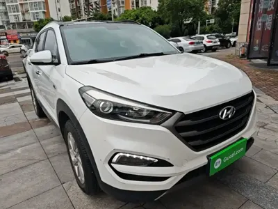 Hyundai Tucson 2015, 77200 км, за 4869.45 USD
