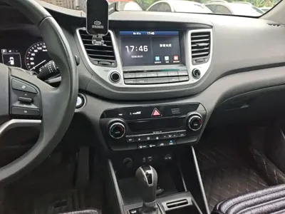 Hyundai Tucson 2015, 77200 км, за 4862.3 USD - фото 13