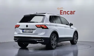 Volkswagen Tiguan 2023, 32381 км, за 32551.92 USD