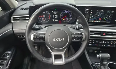Kia K5 2022, 109055 км, за 10093.11 USD - фото 13
