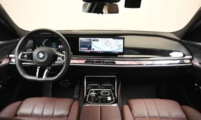 BMW 7-Series 2025, 18550 км, за 72214.6 USD - фото 7