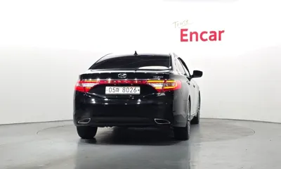 Hyundai Grandeur 2014, 199288 км, за 6600.59 USD