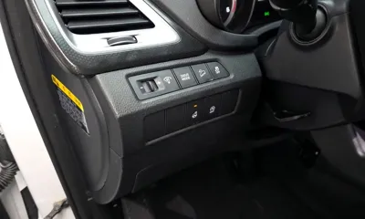 Hyundai Santafe 2018, 69351 км, за 8527.24 USD - фото 17