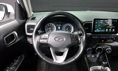 Hyundai Venue 2020, 42213 км, за 10011.05 USD - фото 13