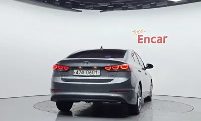 Hyundai Avante 2016, 153104 км, за 4335.26 USD