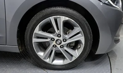 Hyundai Avante 2016, 153104 км, за 4335.26 USD