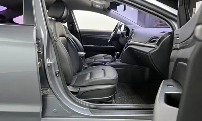 Hyundai Avante 2016, 153104 км, за 4335.26 USD - фото 10