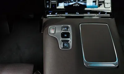 Hyundai Grandeur 2021, 10916 км, за 18983.18 USD - фото 9