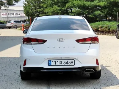 Hyundai Sonata 2018, 133990 км, за 6236.05 USD