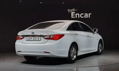 Hyundai Sonata 2013, 235795 км, за 1788.08 USD