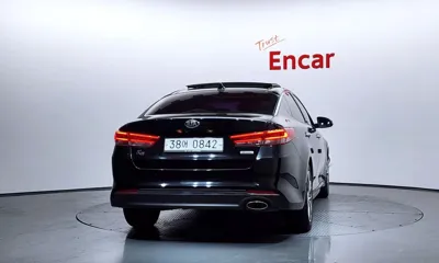 Kia K5 2016, 101422 км, за 5417.9 USD