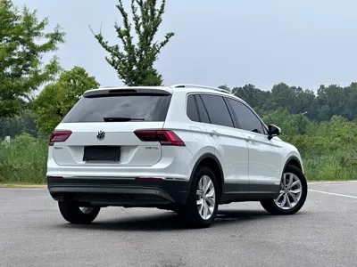Volkswagen Tiguan 2018, 106000 км, за 10284.51 USD - фото 23